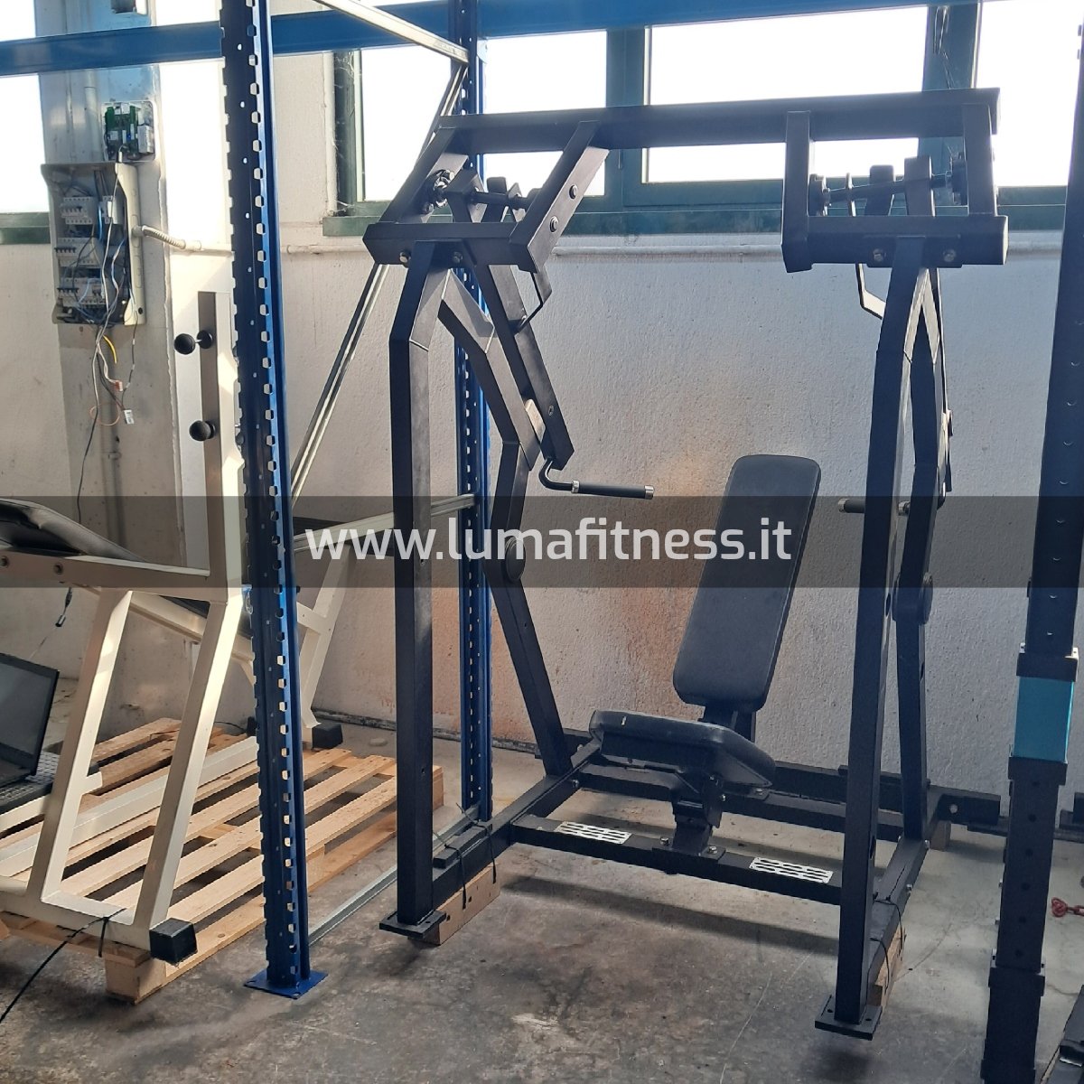 SHOULDER PRESS Avanti Line FWX-6450 Promo Esposizione