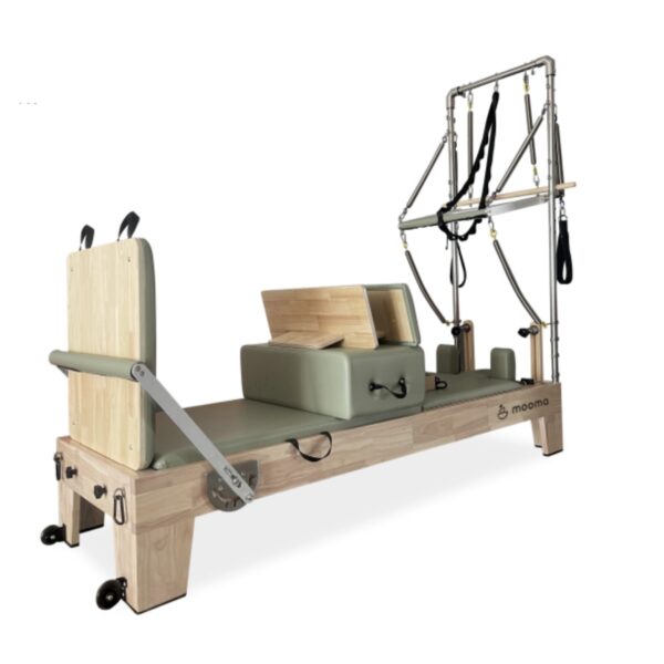 MOOMA: LINEA PILATES REFORMER CON TORRE IN LEGNO AP-RTW