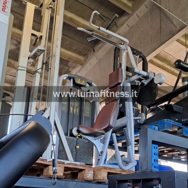 Vertical Traction technogym selection