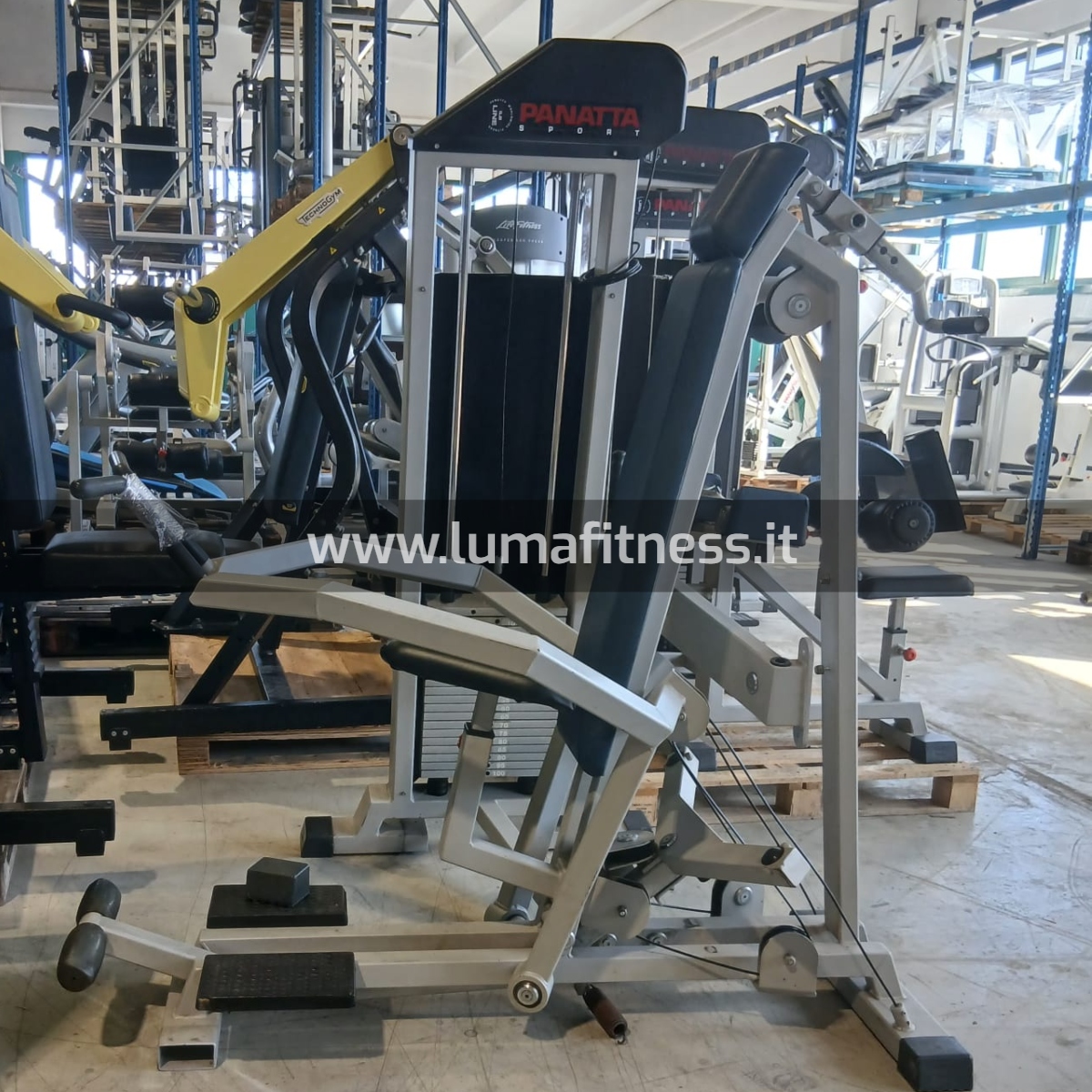 PANATTA CHEST PRESS CONVERGENTE (1) https://lumafitness.it/wp-content/uploads/2026/03/PANATTA-CHEST-PRESS-CONVERGENTE-1.jpg