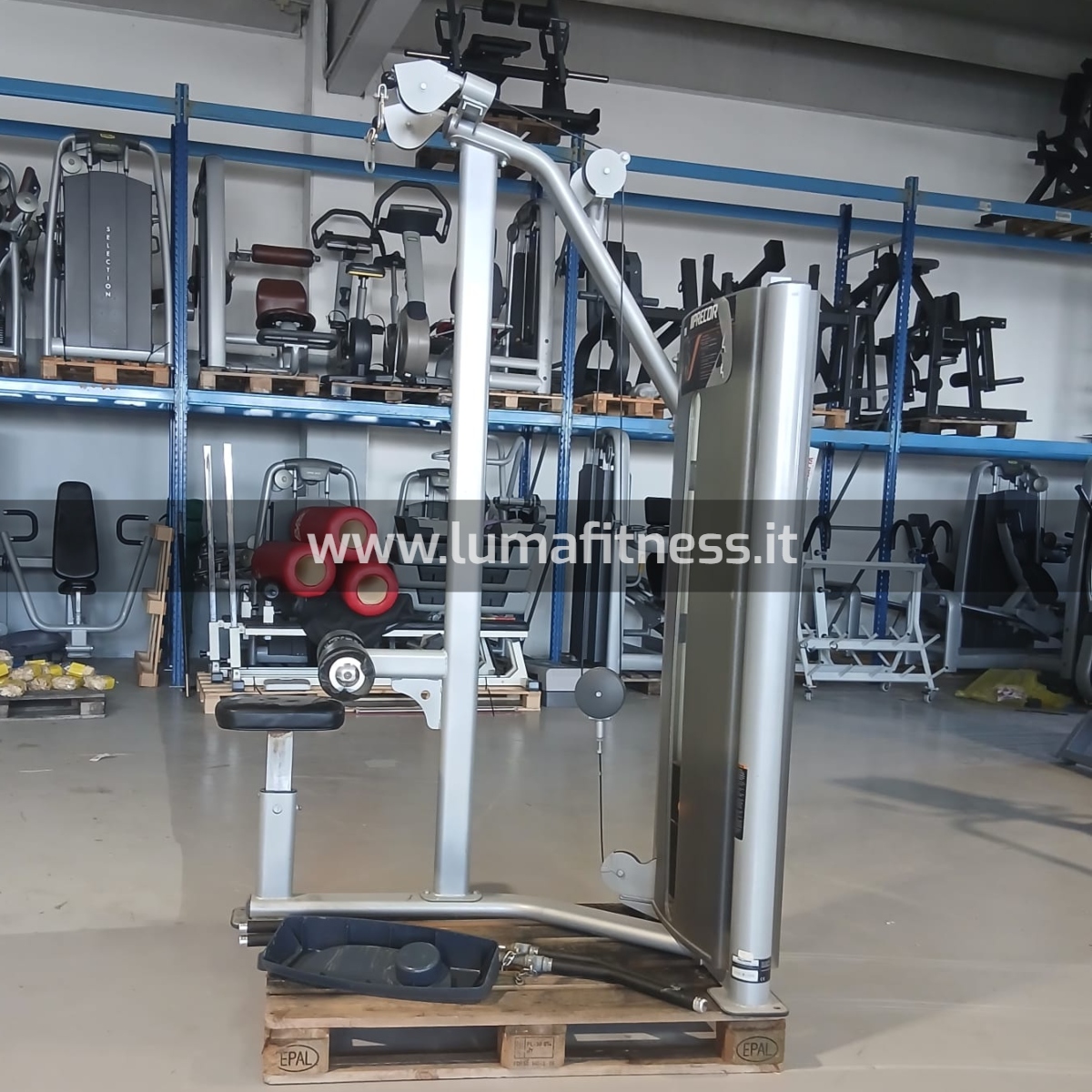 Lat Pulldown Machine Precor Silver