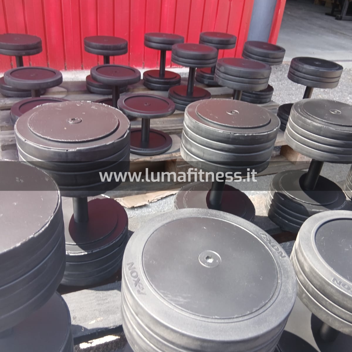 Manubri Usati gommati con rastrelliera 4-38 kg SOLO RITIRO IN SEDE - immagine 5