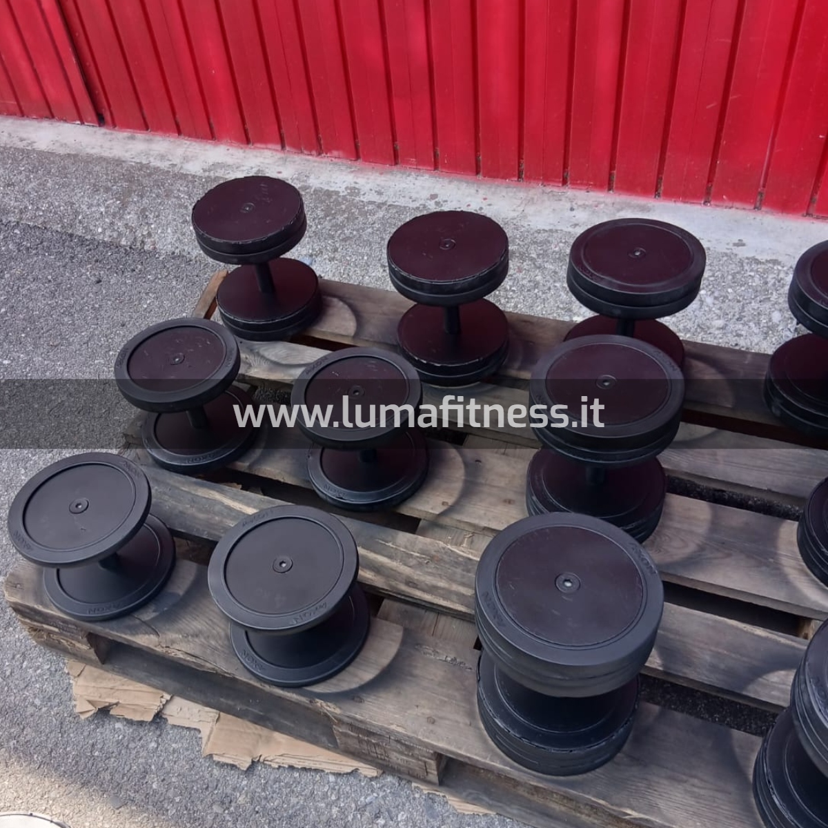 Manubri Usati gommati con rastrelliera 4-38 kg SOLO RITIRO IN SEDE - immagine 2