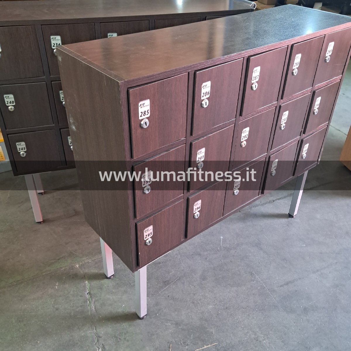 Armadietto Usato Portavalori palestra 15 posti Fit interiors - immagine 7